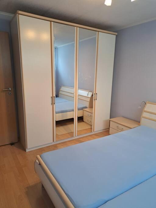 Schoene 2 Zimmer Wohnung Fuerth Exterior photo