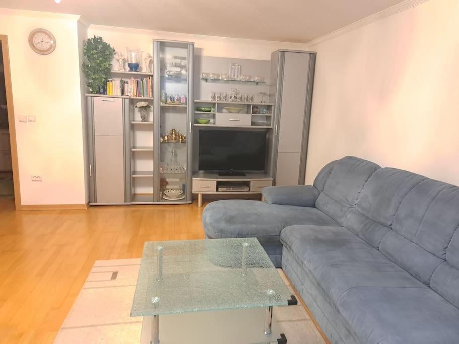 Schoene 2 Zimmer Wohnung Fuerth Exterior photo